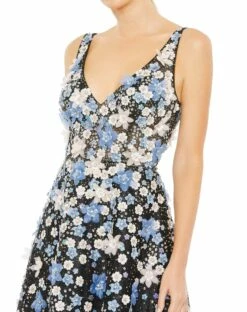 Floral Applique Sleeveless A-Line Evening Gown 7 Floral Applique Sleeveless A-Line Evening Gown -Women's Skirt 11169 BlackMulti CL